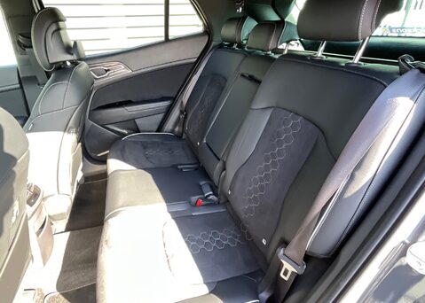 Kia Sportage 1.6 T-GDi GT-Line ISG DCT 13
