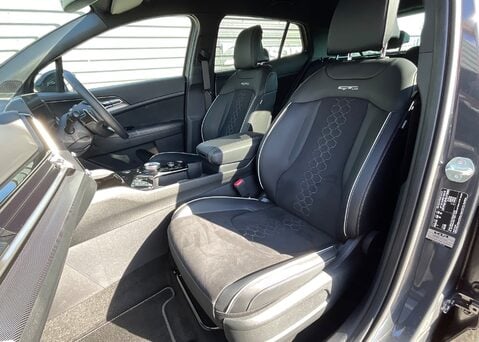Kia Sportage 1.6 T-GDi GT-Line ISG DCT 16
