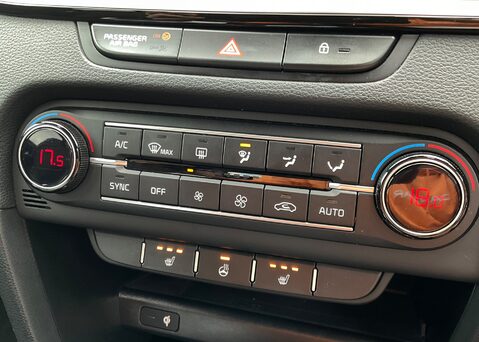 Kia Xceed 1.5T GDi ISG GTLine S 17