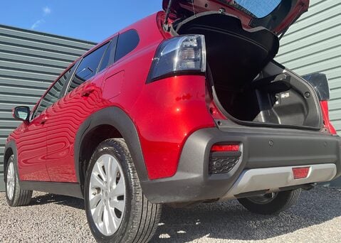 Suzuki SX4 S-Cross MOTION BOOSTERJET MHEV 15