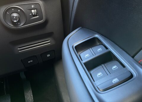 MG ZS 1.0 T-GDI EXCLUSIVE 19