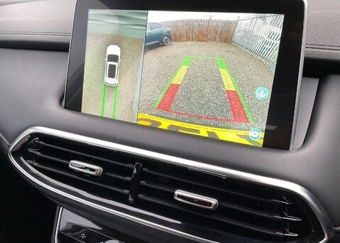 MG HS 1.5 T-GDI EXCITE PHEV 19