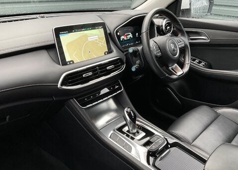 MG HS 1.5 T-GDI EXCITE PHEV 14