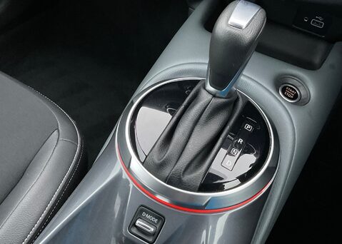 Nissan Juke DIG-T TEKNA DCT 19