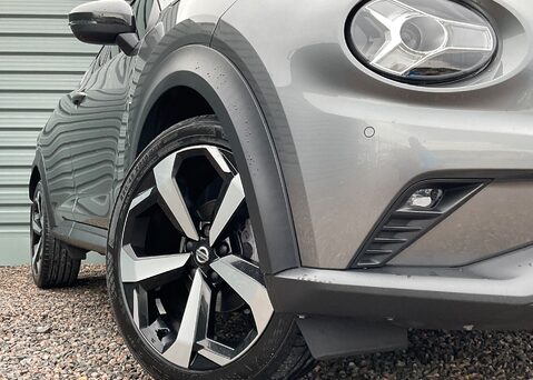 Nissan Juke DIG-T TEKNA DCT 2