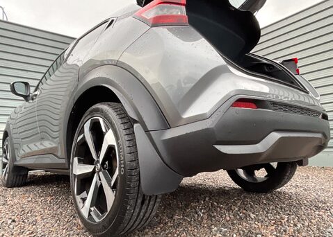 Nissan Juke DIG-T TEKNA DCT 14