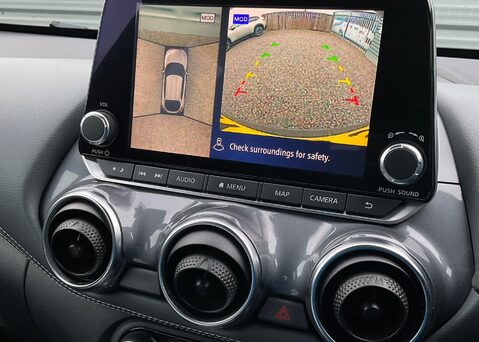 Nissan Juke DIG-T TEKNA DCT 21