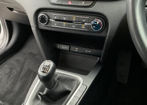 Kia Xceed 1.0 T-GDi 2 ISG 29
