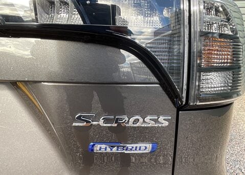 Suzuki S-Cross ULTRA BOOSTERJET ALLGRIP MHEV 9