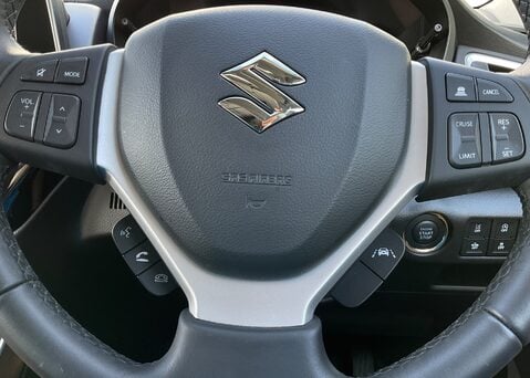 Suzuki S-Cross ULTRA BOOSTERJET ALLGRIP MHEV 22