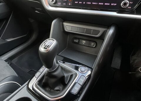 Kia Sportage 1.6 T-GDi GT-Line ISG 24