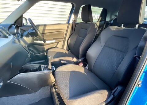 Suzuki Swift SZ-L DUALJET MHEV 19