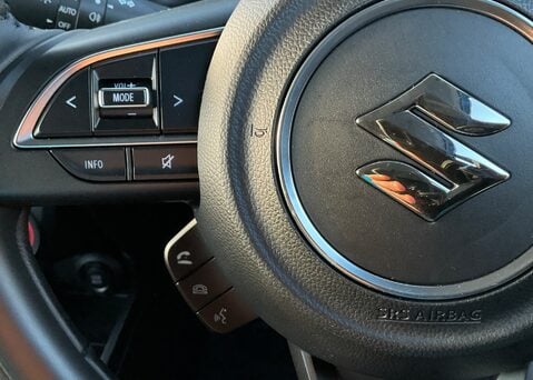 Suzuki Swift SZ-L DUALJET MHEV 26