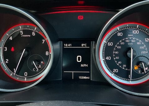 Suzuki Swift SZ-L DUALJET MHEV 28