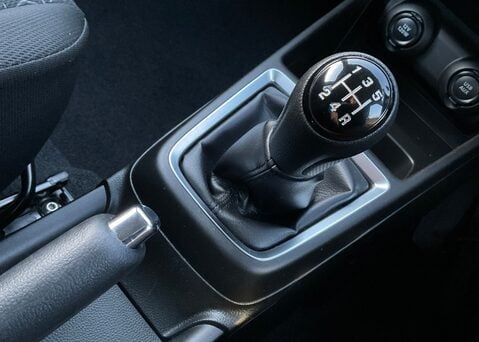 Suzuki Swift SZ-L DUALJET MHEV 25