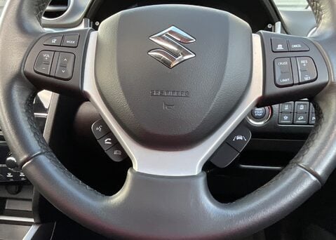 Suzuki Vitara SZ5 BOOSTERJET ALLGRIP MHEV 25