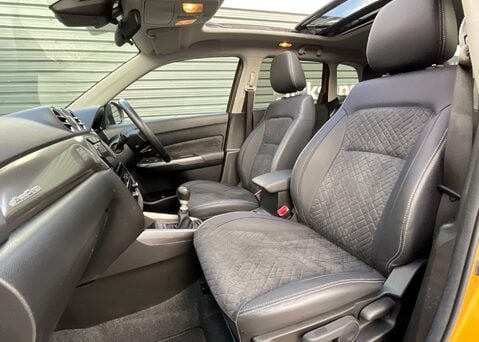 Suzuki Vitara SZ5 BOOSTERJET ALLGRIP MHEV 16