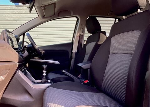 Suzuki SX4 S-Cross MOTION BOOSTERJET MHEV 16