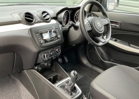 Suzuki Swift SZ3 DUALJET 11