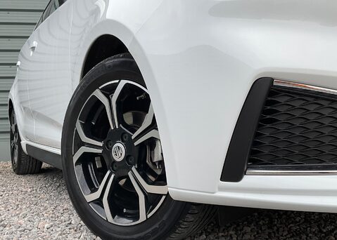 MG MG3 1.5 VTI-TECH EXCLUSIVE NAV 2