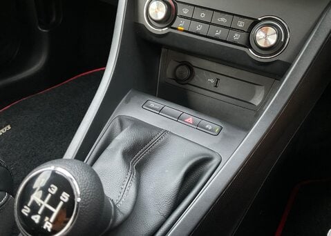 MG MG3 1.5 VTI-TECH EXCLUSIVE NAV 19