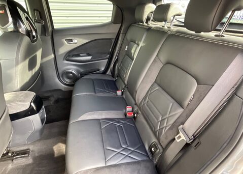 Nissan Juke TEKNA PLUS 15