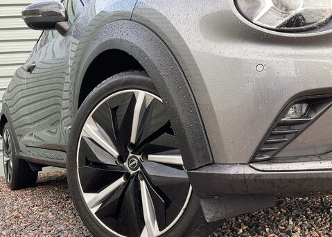 Nissan Juke TEKNA PLUS 2