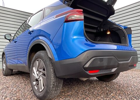 Nissan Qashqai DIG-T ACENTA PREMIUM MHEV 17