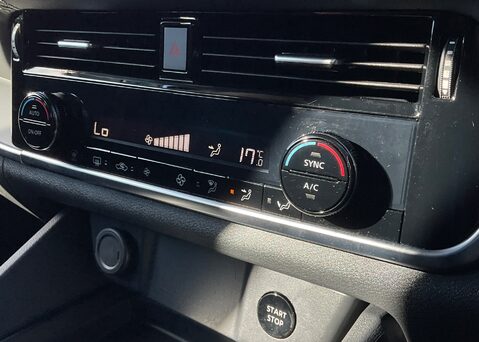 Nissan Qashqai E-POWER ACENTA PREMIUM 19