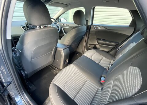 Kia Xceed 1.5 T-GDI '2' 14