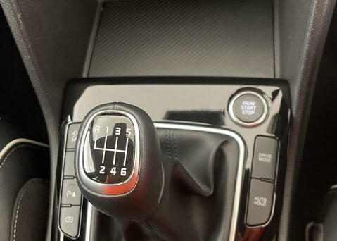 Kia Sportage 1.6 T-GDI GT-LINE 2WD MHEV ISG 18