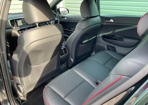 Kia Sportage 1.6 TGDi GT-LINE ISG AWD 14
