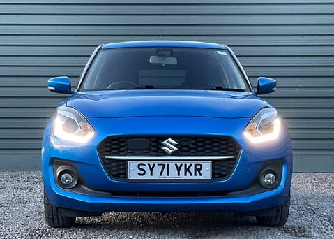 Suzuki Swift SZ5 DUALJET MHEV 6