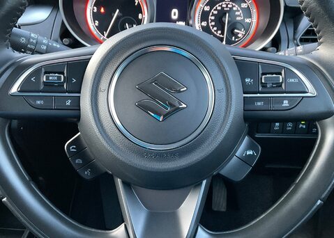 Suzuki Swift SZ5 DUALJET MHEV 19