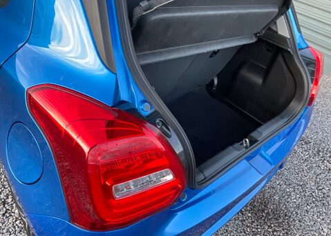 Suzuki Swift SZ5 DUALJET MHEV 20