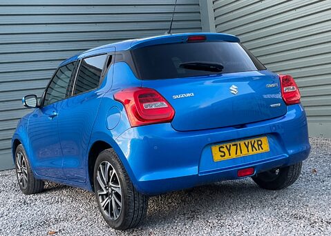 Suzuki Swift SZ5 DUALJET MHEV 12