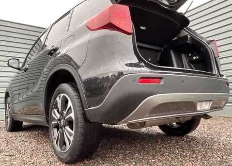 Suzuki Vitara SZ5 MHEV 21