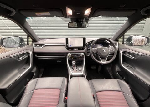 Suzuki Across E-FOUR PHEV 15