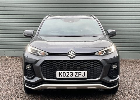 Suzuki Across E-FOUR PHEV 3