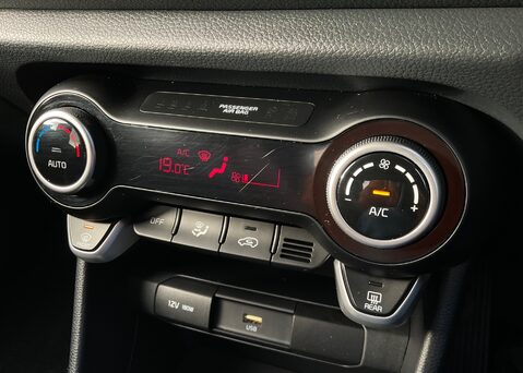 Kia Picanto 1.0 X-Line S 21