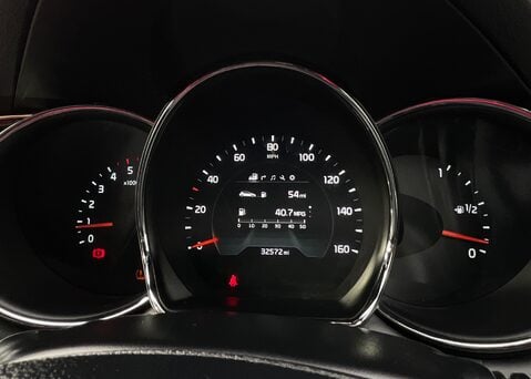 Kia Ceed 1.6 CRDi ISG GT-Line 27