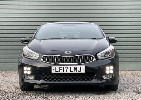 Kia Ceed 1.6 CRDi ISG GT-Line 4