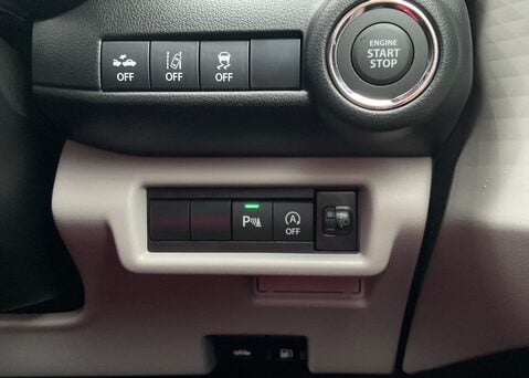 Suzuki Swift ULTRA ALLGRIP 17