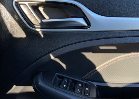 MG ZS 1.0 T-GDI EXCLUSIVE AUTO 18