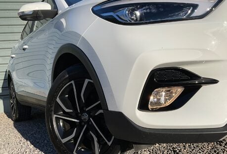 MG ZS EXCLUSIVE T-GDI
