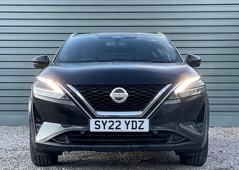 Nissan Qashqai DIG-T TEKNA MHEV 4