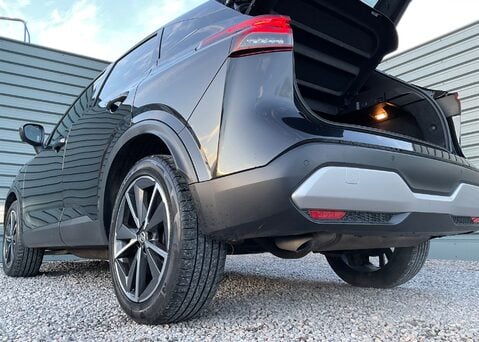 Nissan Qashqai DIG-T TEKNA MHEV 15