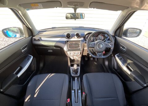 Suzuki Swift SZ-L DUALJET MHEV 13