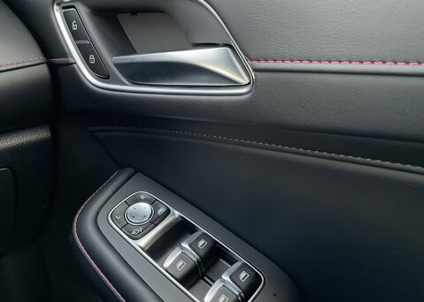 MG HS 1.5 T-GDI EXCITE DCT 25