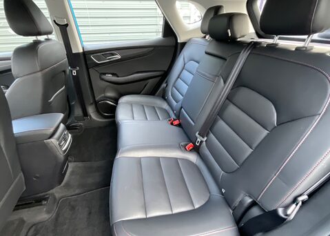 MG HS 1.5 T-GDI EXCITE DCT 13